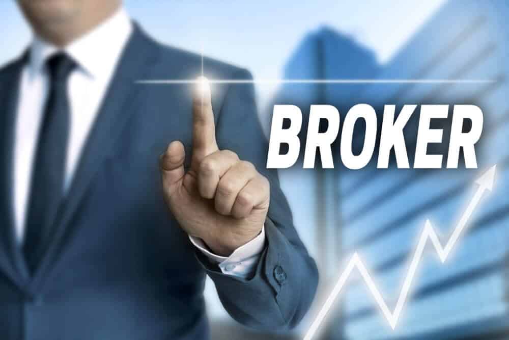 10 Best discount brokers in 2024