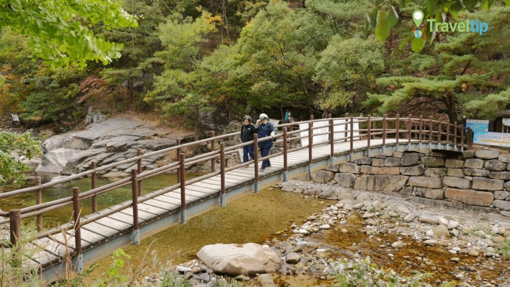 Where Is Woraksan National Park? Explore South Korea’s Scenic Wonder 5 Explore Deokju Waterfall and Songgye Valley