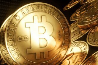 XRP Outshines Bitcoin by 277% YoY as Big Money Moves In – Analyst Forecasts Double-Digit Rally