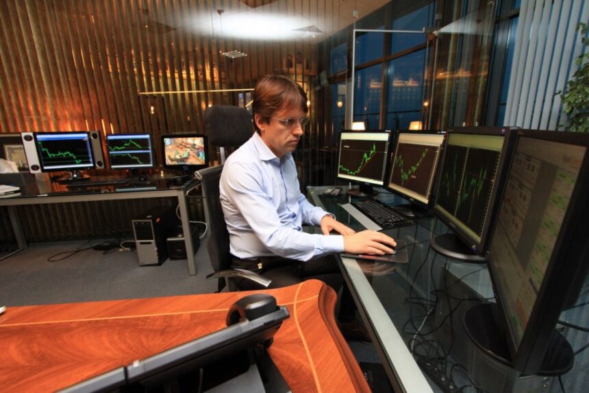 10 Best Prop Firms with Advanced Payouts for Elite Traders