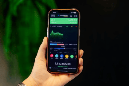 10 Prop Firms Offering Copy Trading Across Accounts